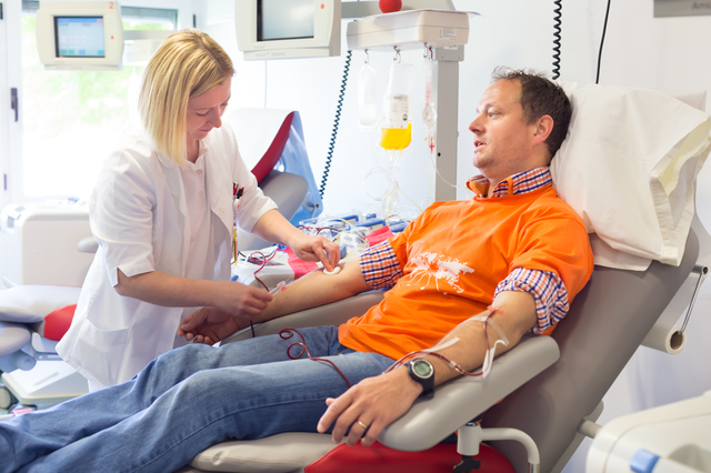 献血者の検体と健康情報が次世代バイオバンクのキーワードとなるか