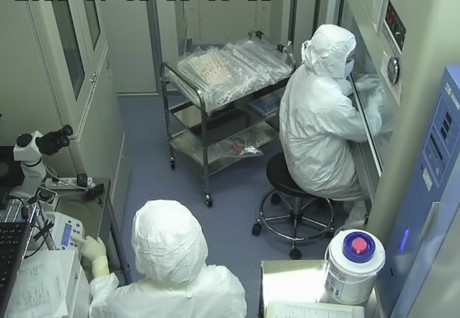 Cell Preparation RooCell Preparation Room 1 (Regenerative Therapy Research Cen-ter/Gastrointestinal Department)m 1 (Regenerative Therapy Research Cen-ter/Gastrointestinal Department)