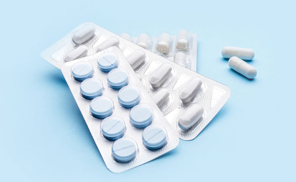 OTC類似薬は保険適用除外となるのか？影響と患者さんへの対応を解説