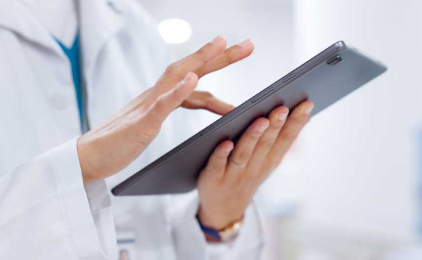 iPadでも電子カルテは使える