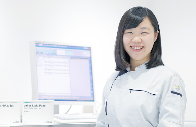 先輩紹介 小田 千絵香 診断薬事業部 技術統括部 ソフトウェア課 （2015年入社）