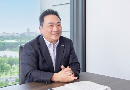 Takahide Watanabe